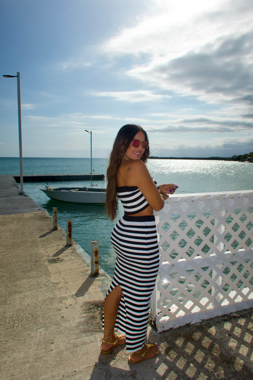 Black/White Stripes Set