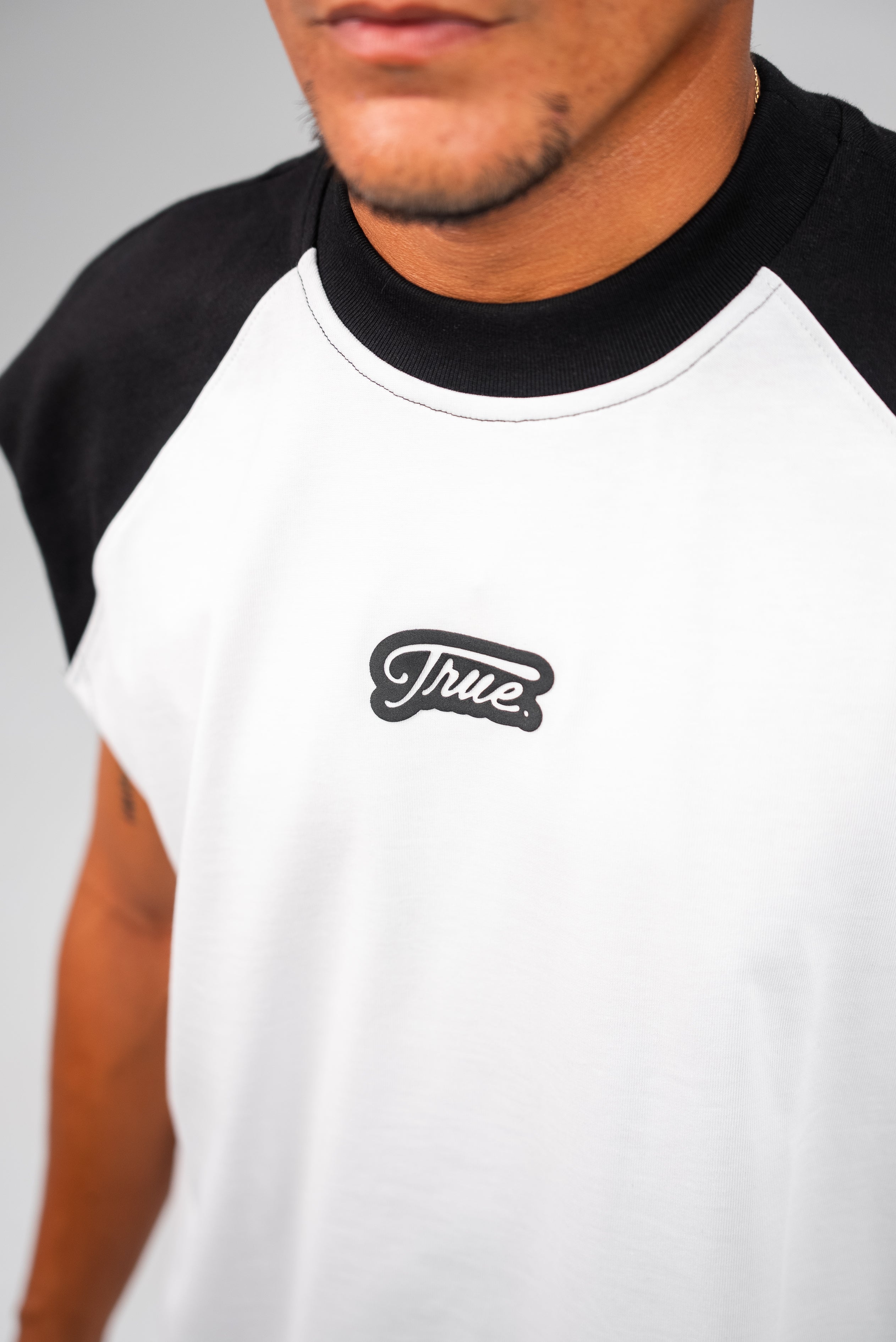 TRUE Interlude SL Raglan Tee - Black