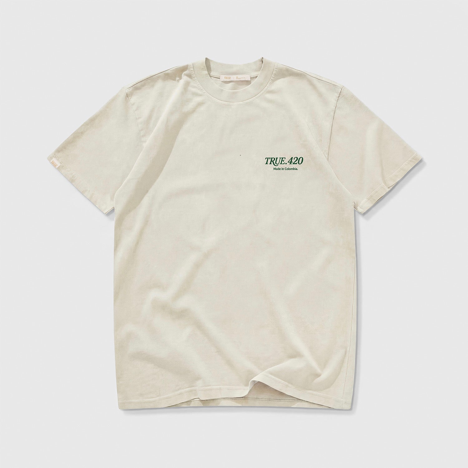 TRUE Fantasy Tshirt - Washed Cream