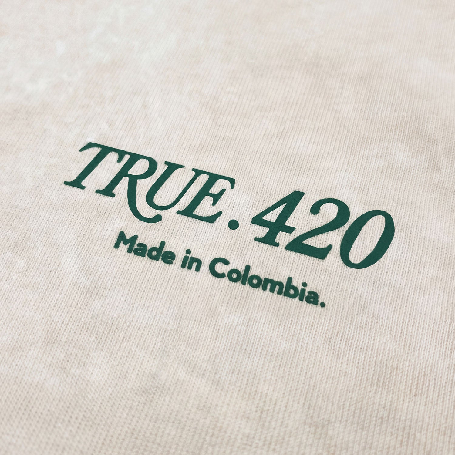 TRUE Fantasy Tshirt - Washed Cream