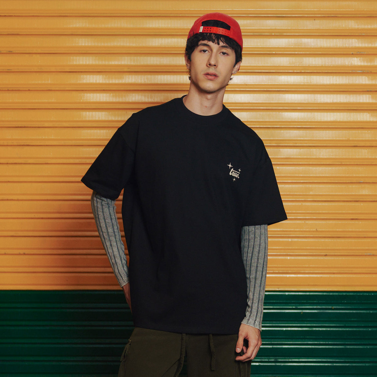 True Latinos Oversized T-shirt - Black
