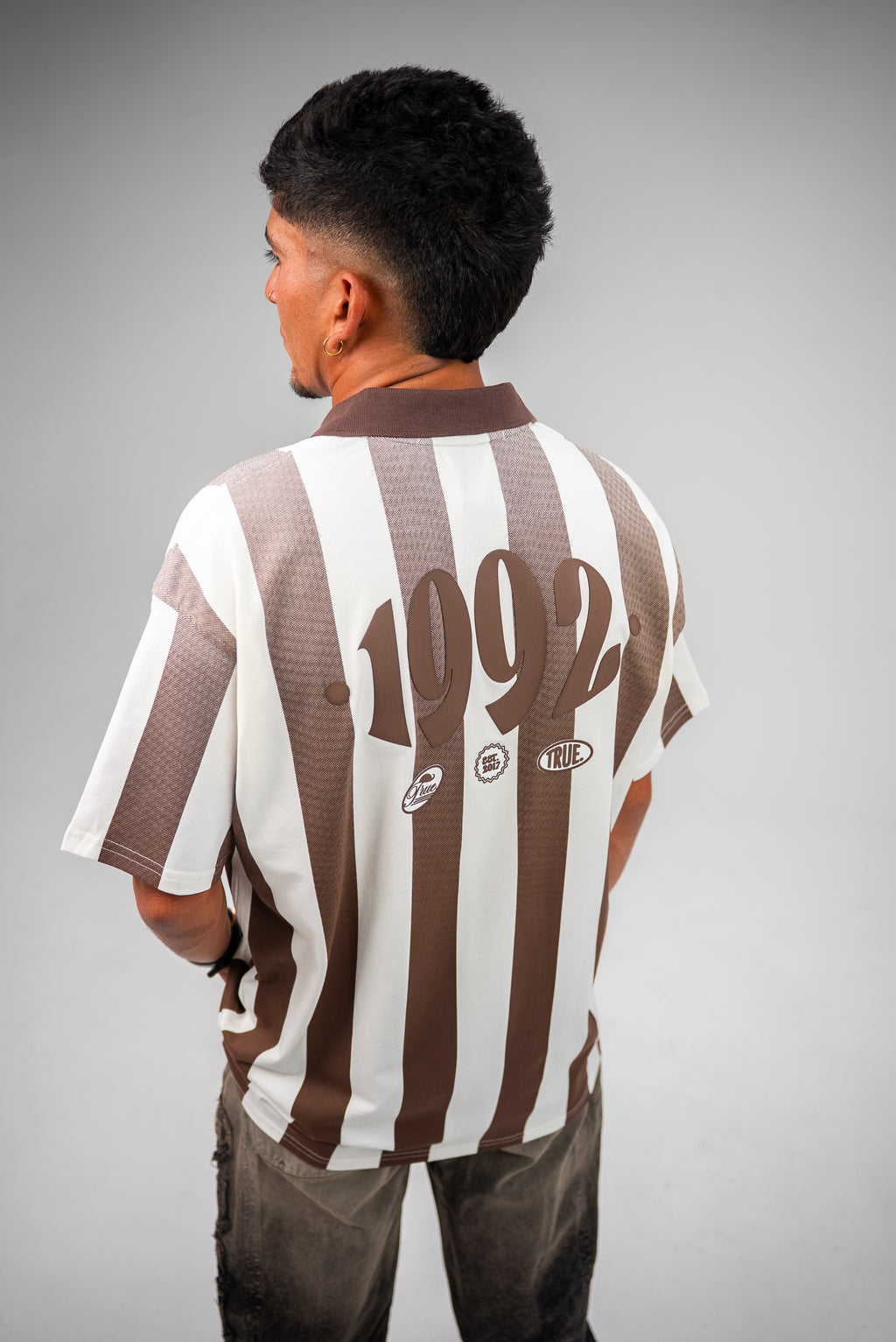 TRUE Paraiso Oversized Soccer Tshirt - Brown