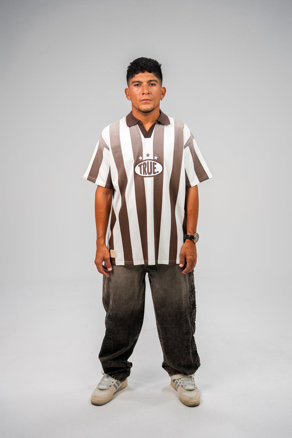 TRUE Paraiso Oversized Soccer Tshirt - Brown