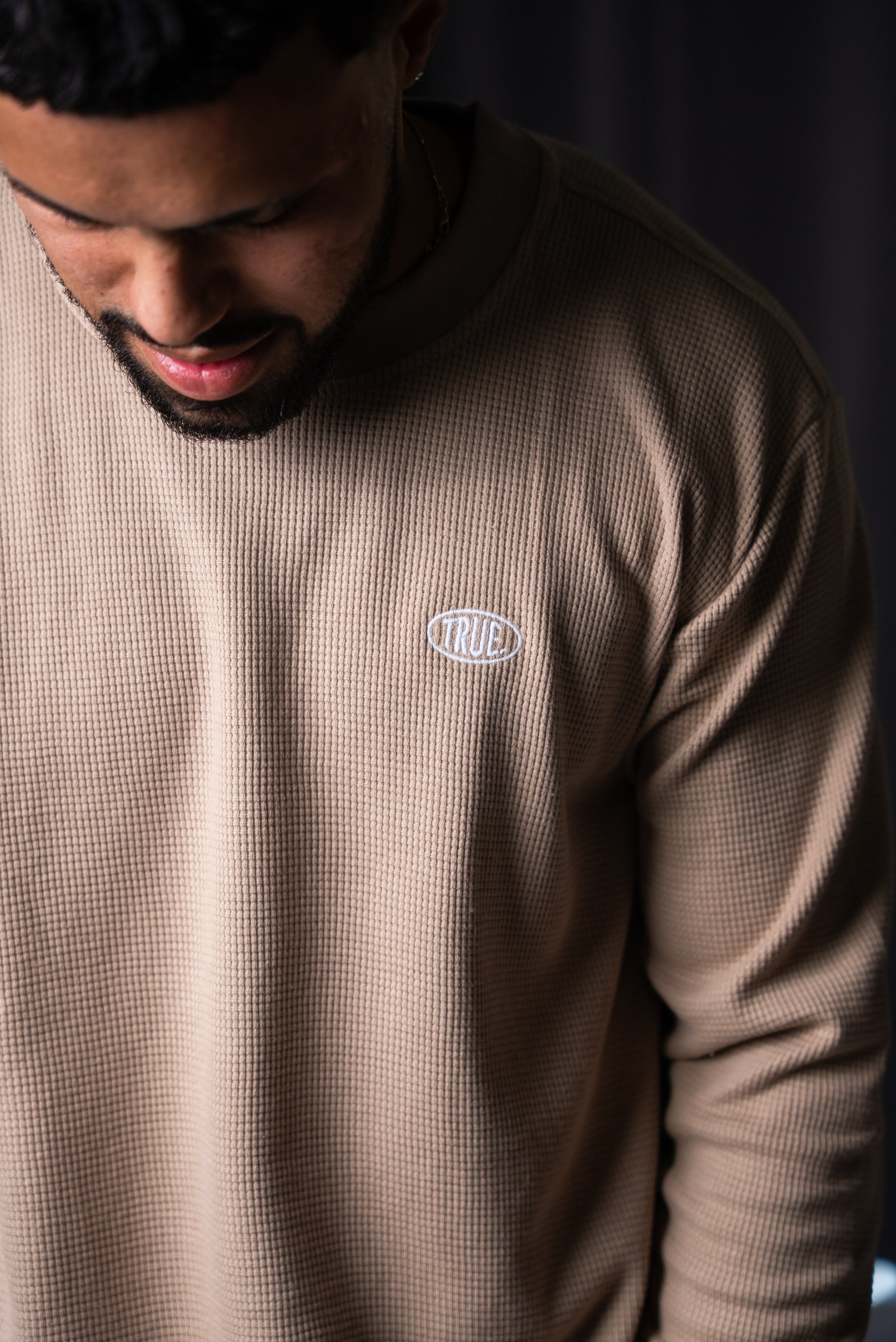 True Uniform Crewneck LS - Sand