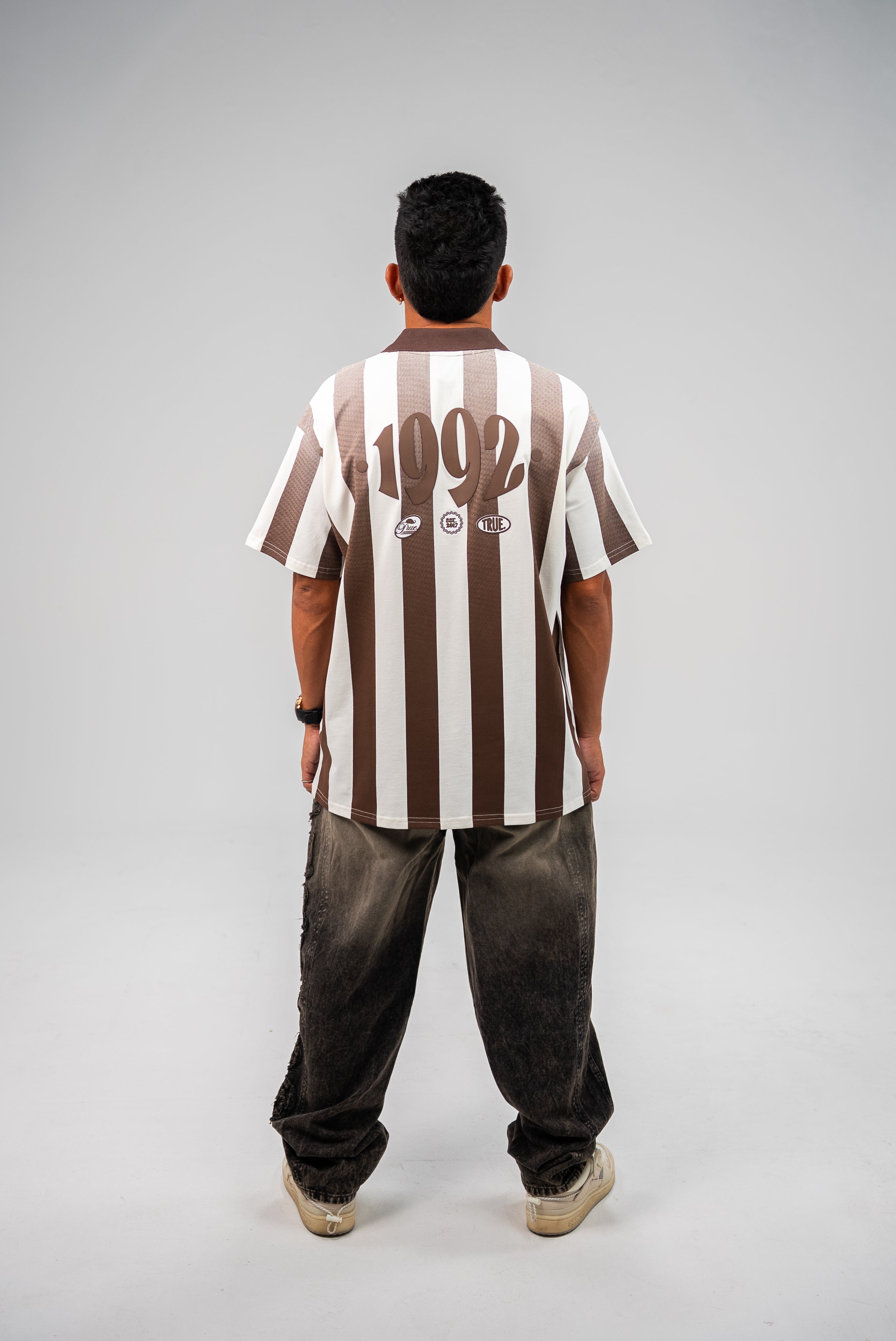 TRUE Paraiso Oversized Soccer Tshirt - Brown