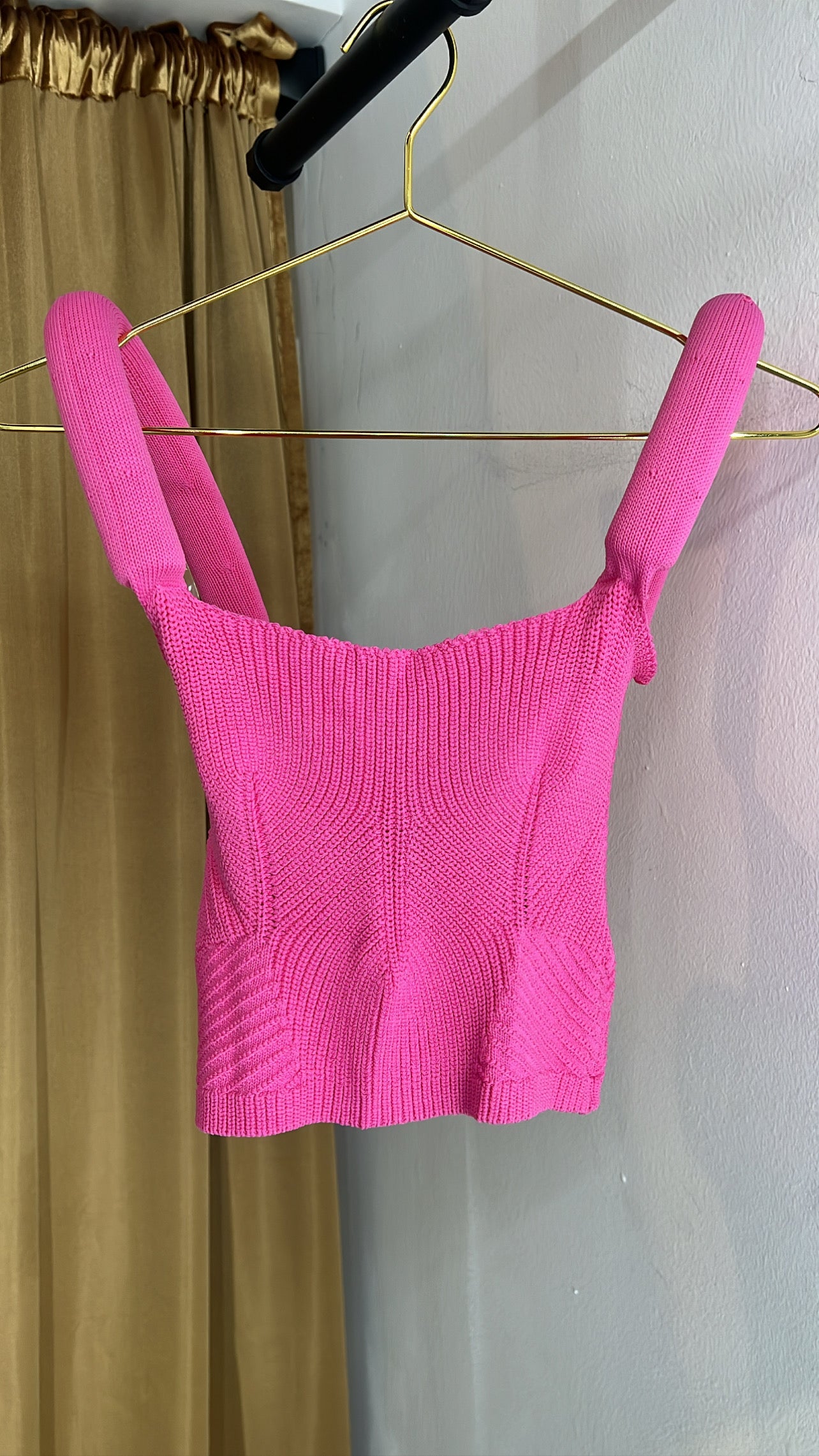 U Strap Cropped Top