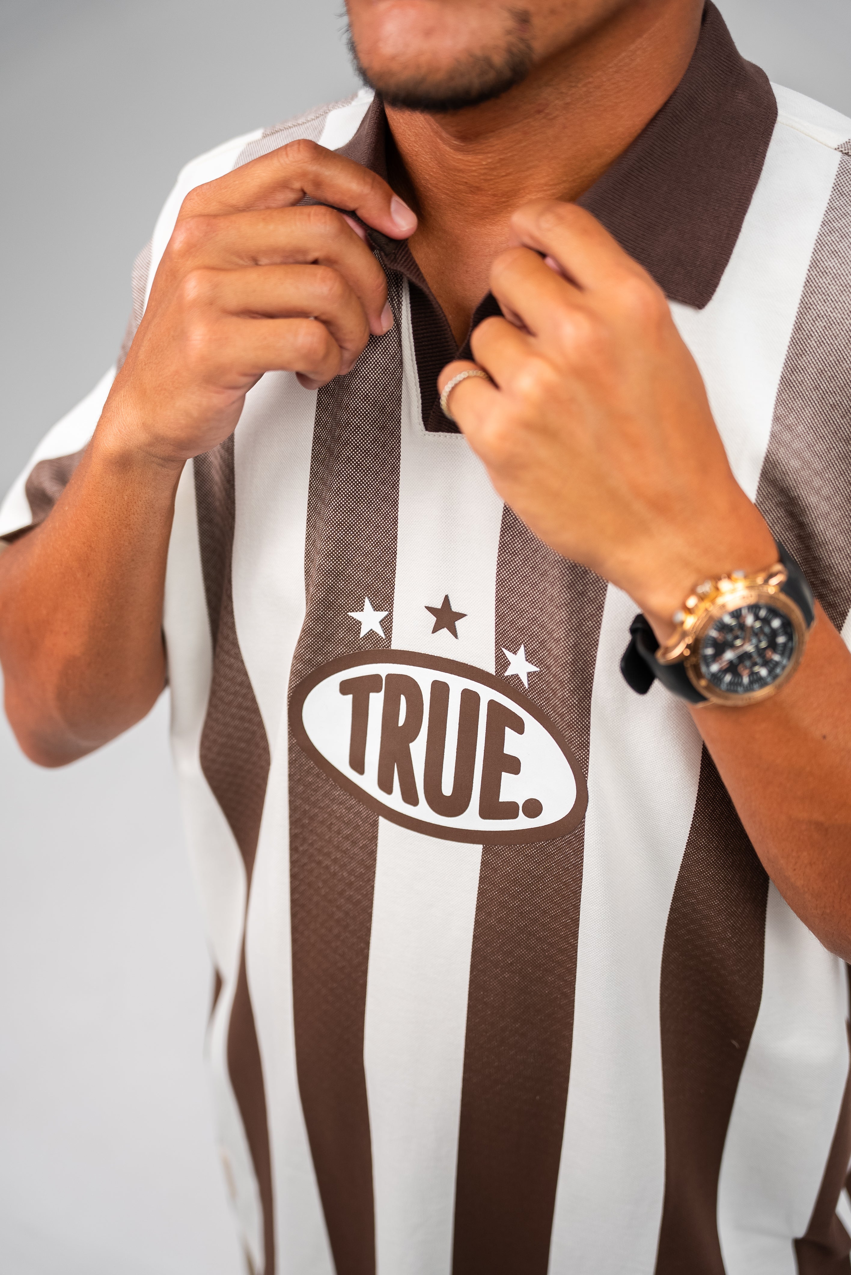 TRUE Paraiso Oversized Soccer Tshirt - Brown