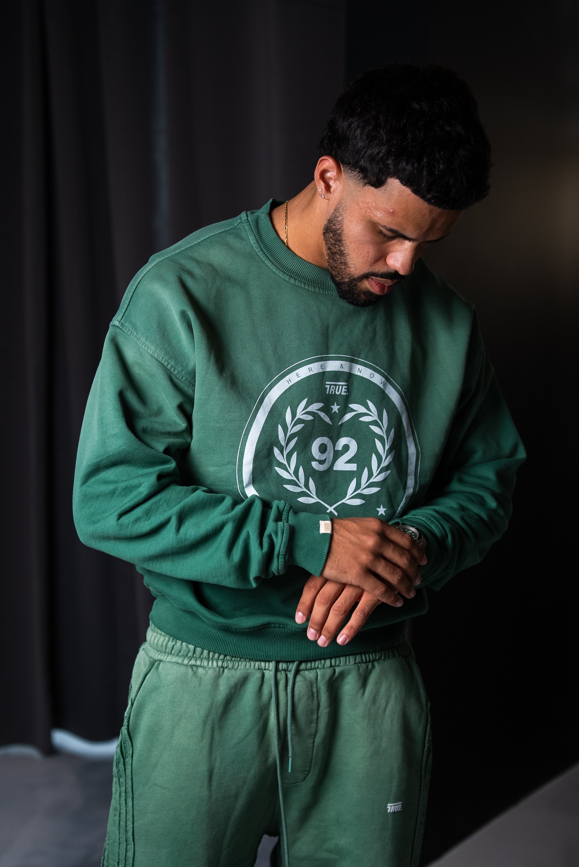 TRUE One Pulse Pullover- Gradient Green