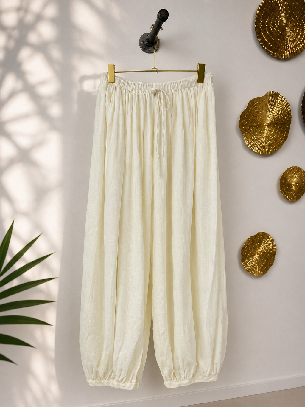 Ivory Low Waist Balloon Pant